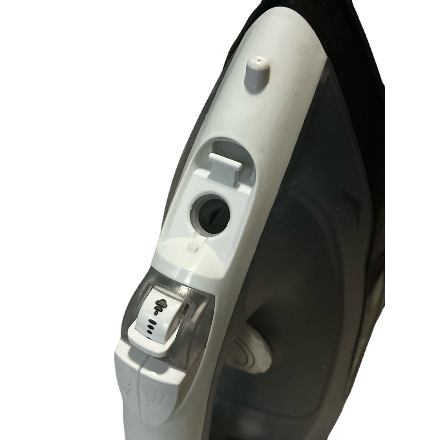 BRENTWOOD MPI-52 NON-STICK STEAM IRON, WHITE