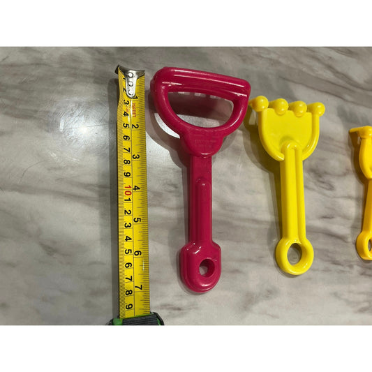 11 piece sand Playset