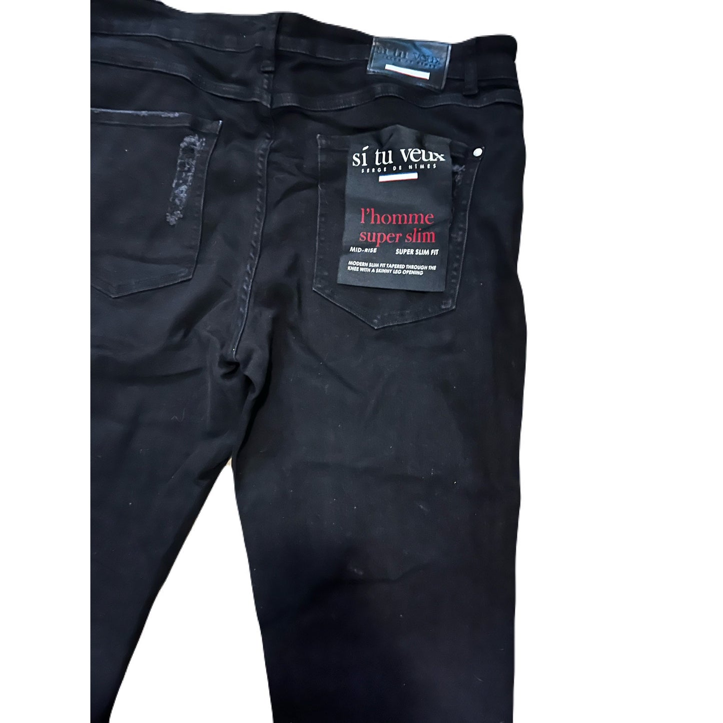 Si Tu Veux Black Jean’s Size 36 With design on the legs