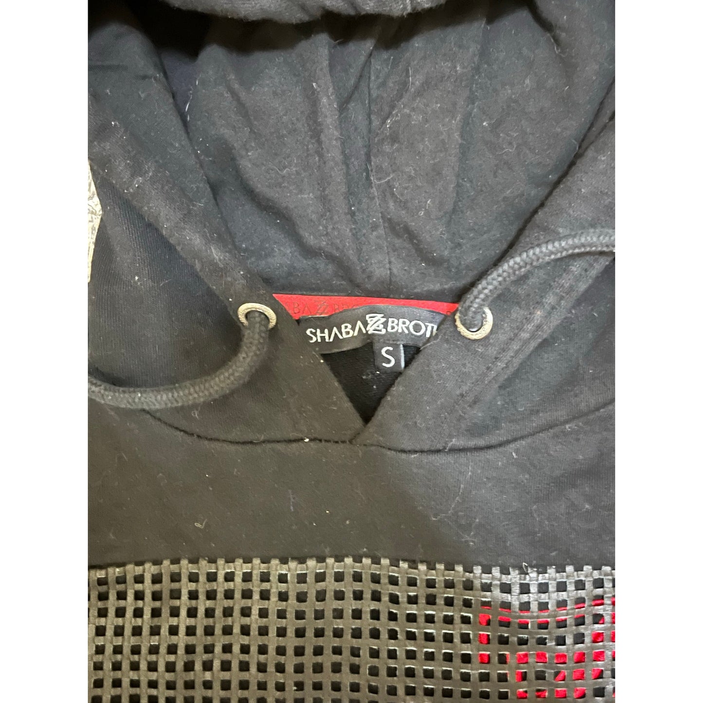 Shabazz Z Brother Black & Red Sweater Size Small
