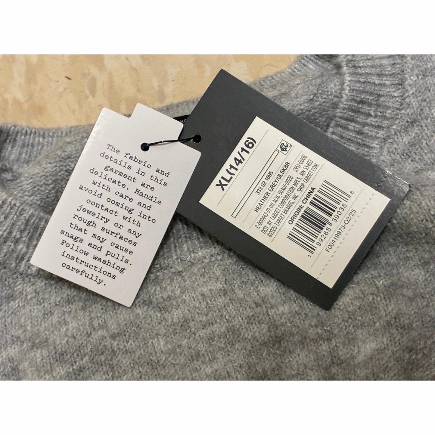 Art Class Girls Crewneck Gray Sweatshirt With Terry Bear On It 14/16 XL