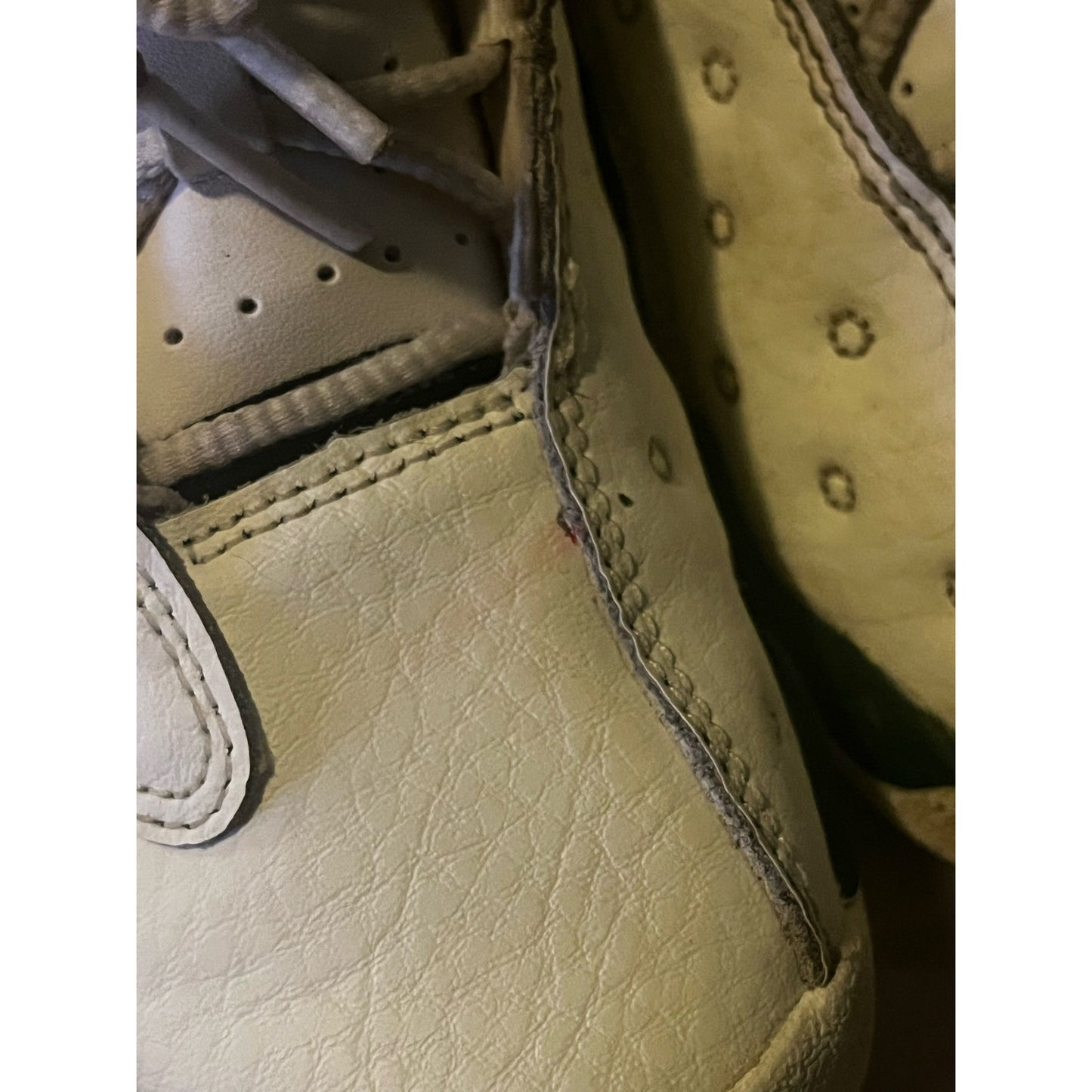 Toddler Air Jordan 13 Retro Size 10C
HQ0781-103