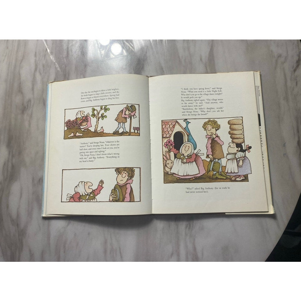 Big Anthony and the magic Ring hardcover Book