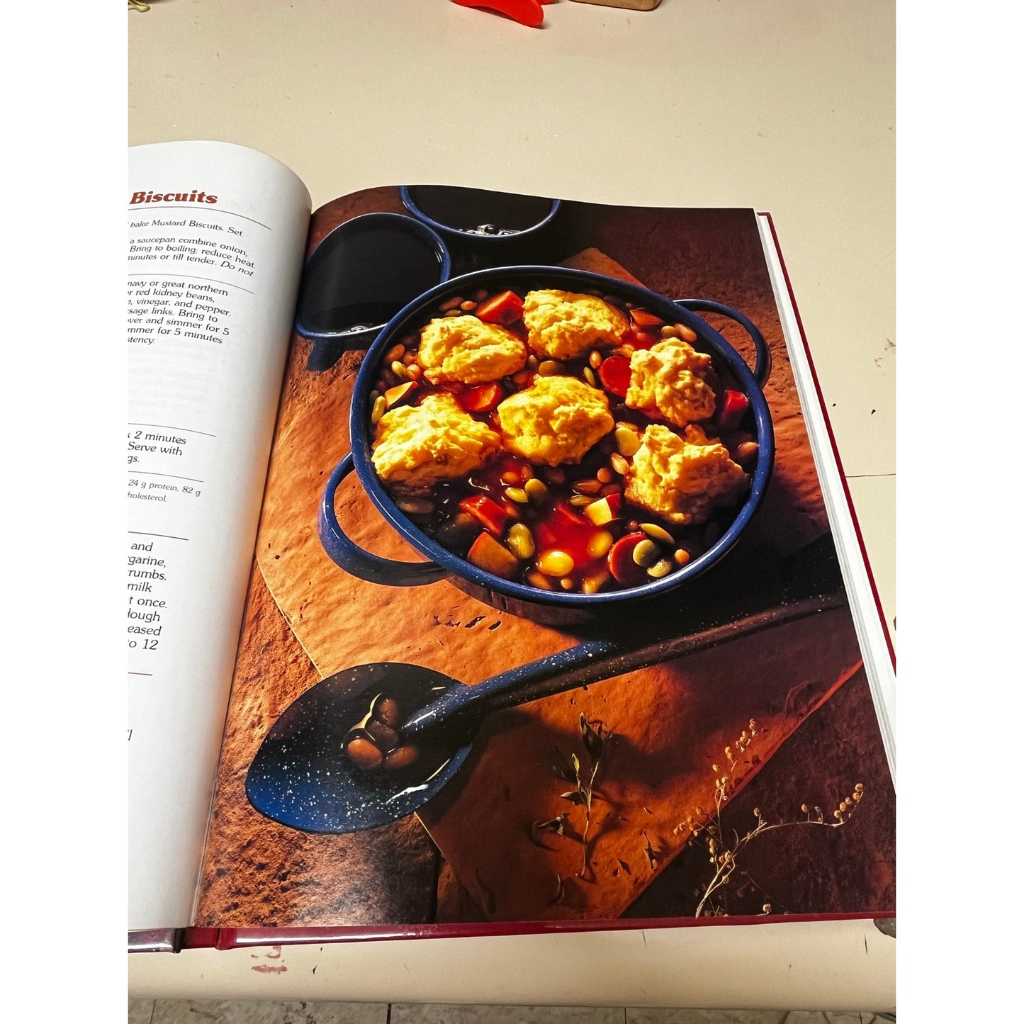 Better Homes and Gardens Comfort Foods Hardcover Book