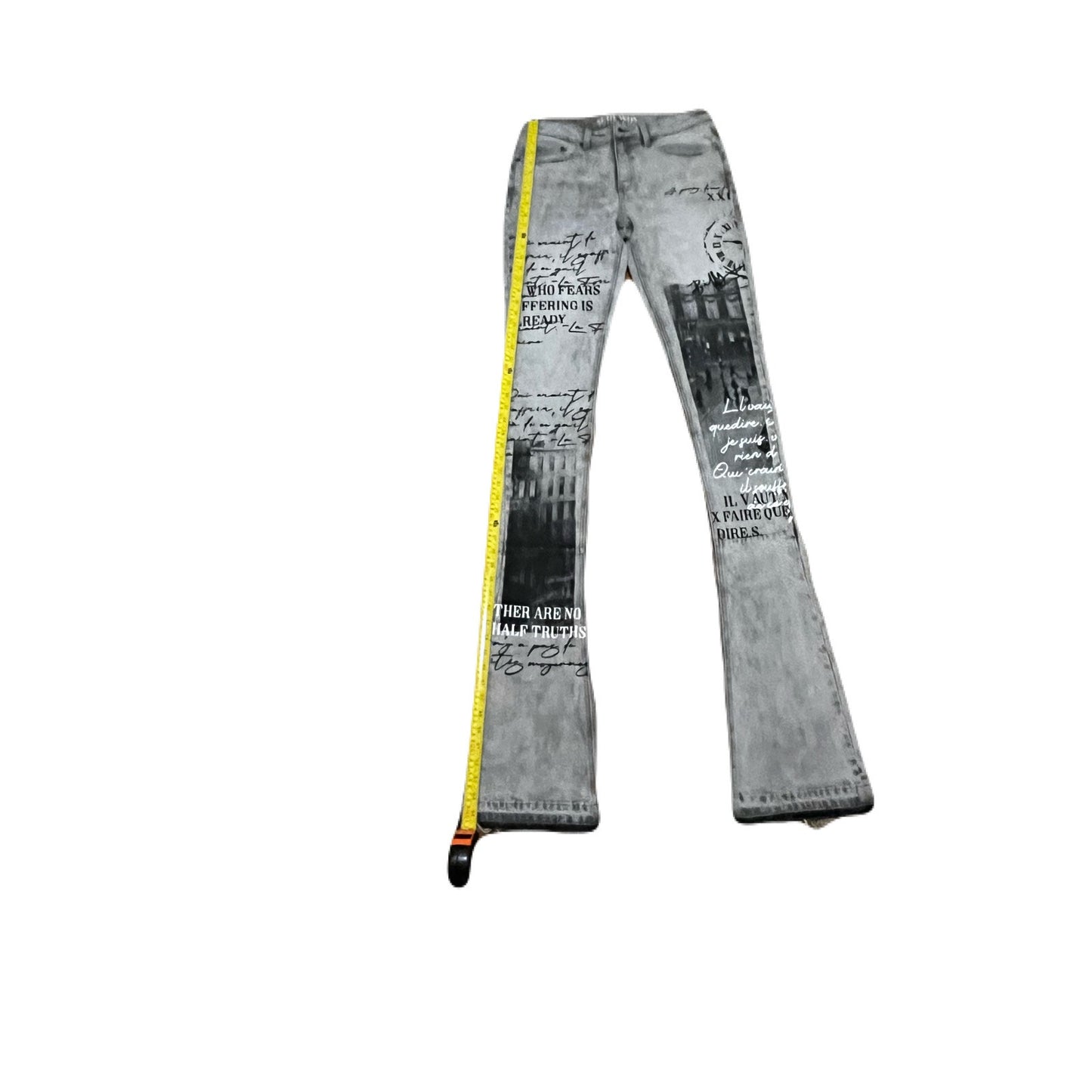 Si Tu Veux Gray Superstack Jean’s Size 32 With black design on the legs