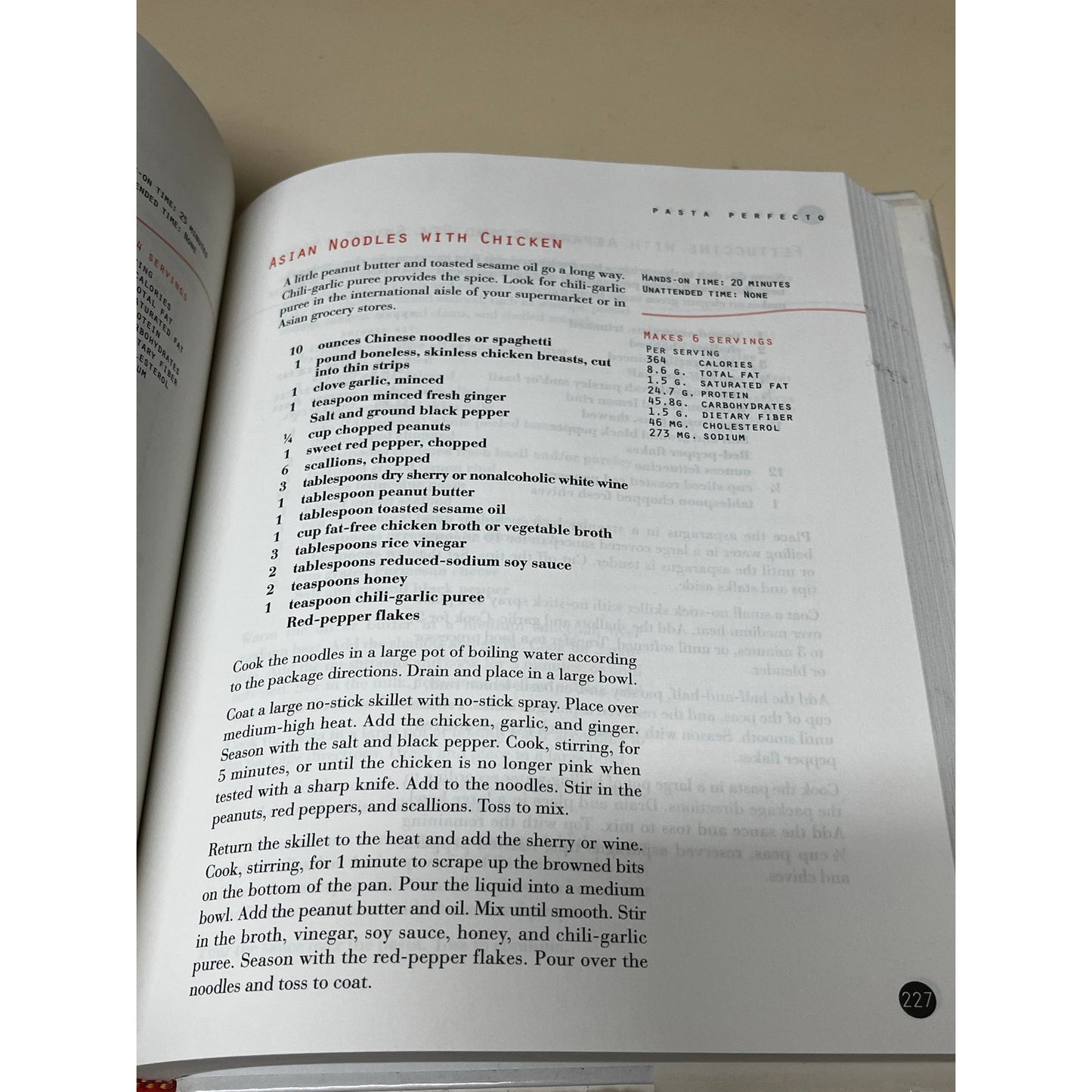 Low-Fat Living Cookbook: 250 Easy, Great-Tasting Recipes