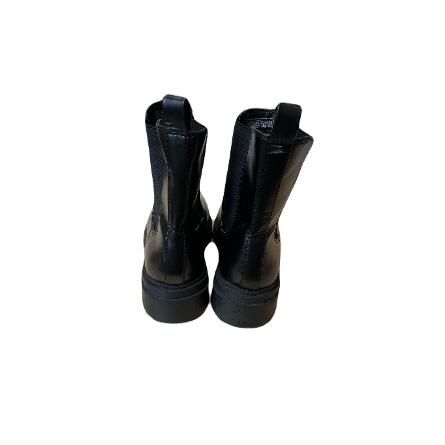 Women’s Black Boots Size 8 Good For Rain & Snow