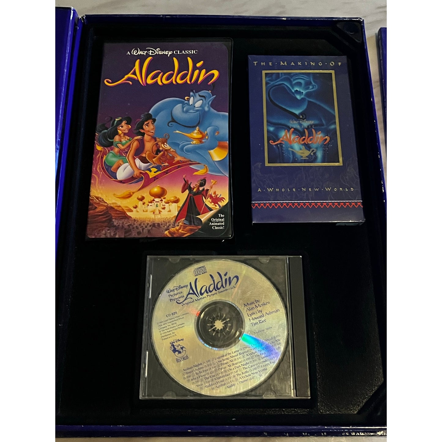 Aladdin Deluxe Video Edition Box VHS CD Numbered Lithograph