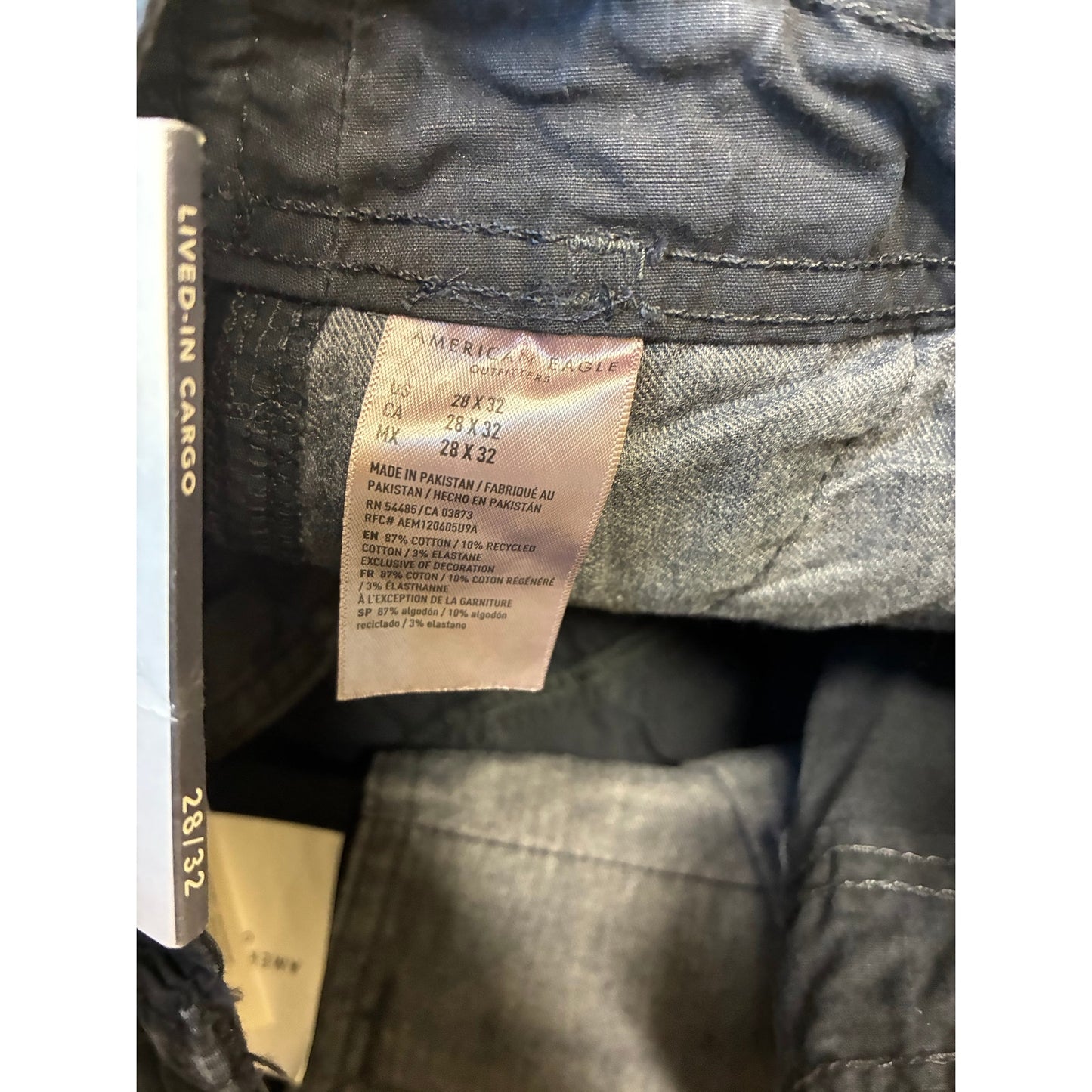 American Eagle Men’s Flex Lived-In Cargo Size 28/32 Navy