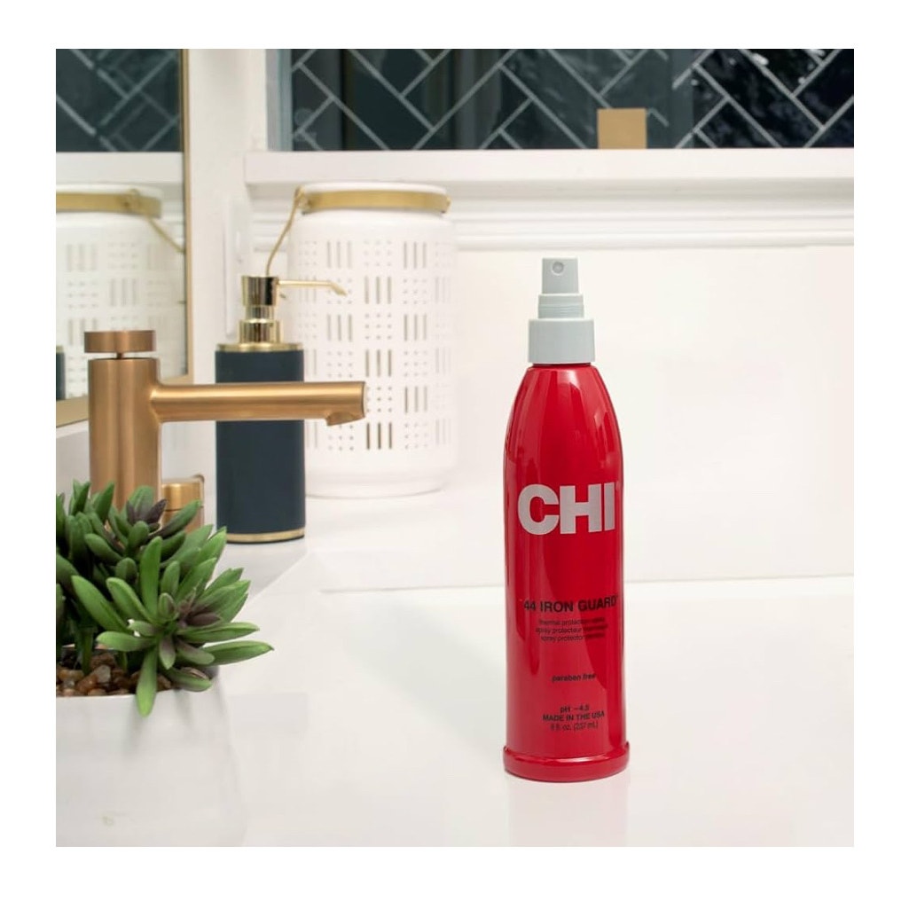 CHI 44 Iron Guard Thermal Protection Spray, Nourishing Formula Helps Resist Heat Damage to Hair & Tame Frizz, Clear, 8 Oz