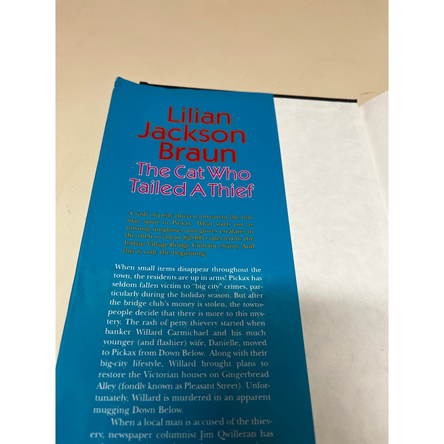 The Cat Who Tailed a Thief Lilian Jackson Braun HardCover Book