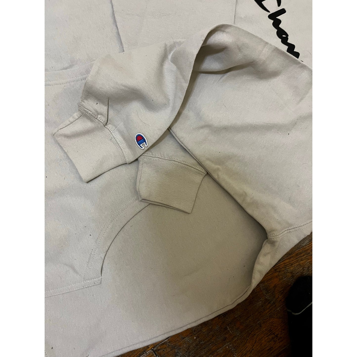 Men’s Champion Cream Hoodie Size XL