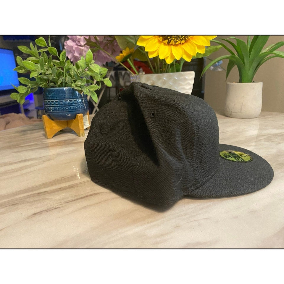 New Era Hat Size 7 1/2 Black & Blue