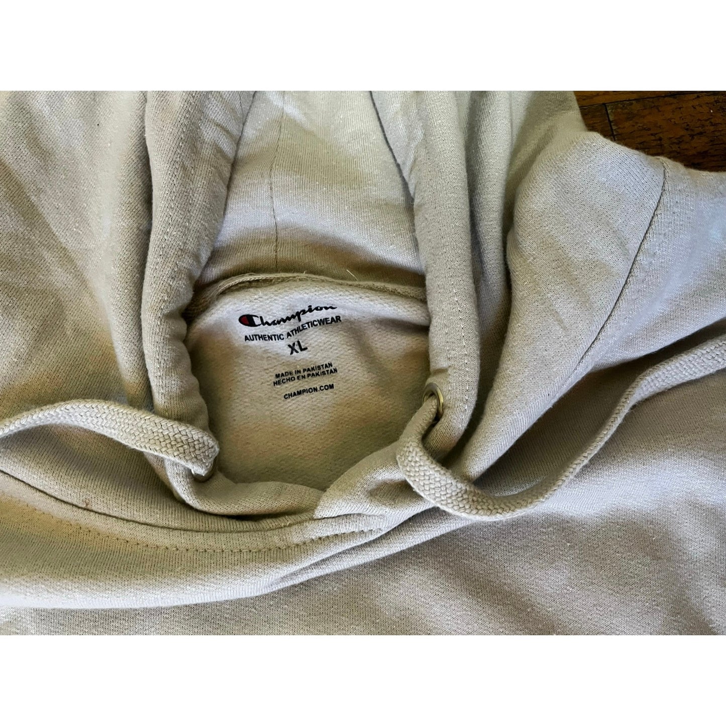 Men’s Champion Cream Hoodie Size XL