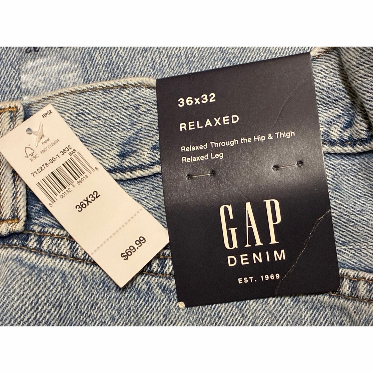 Gap Denim Relaxed Through The Hip & Thigh Relaxed Leg Size 36X32