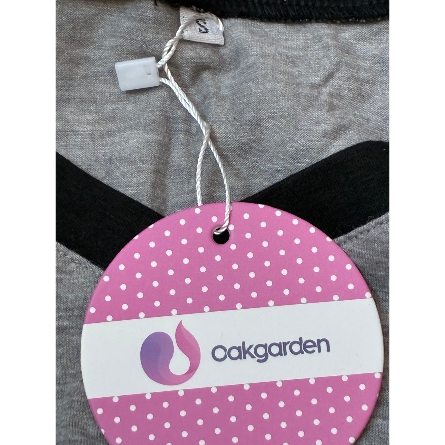 Oakgarden Women’s Long Sleeve Shirt Size Small Gray With Black Sleeves