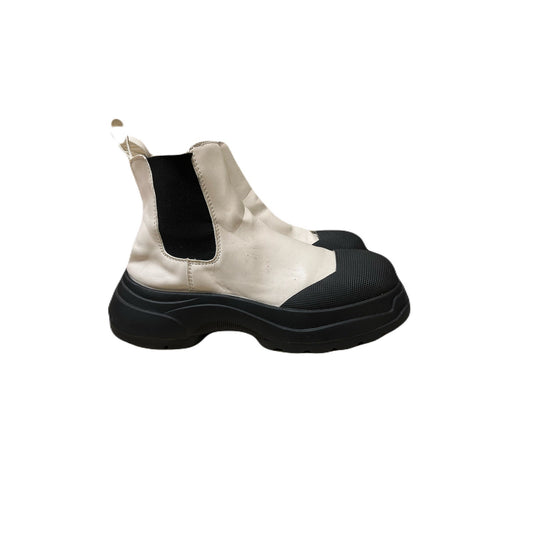 Women’s White & Black Boots Size 10