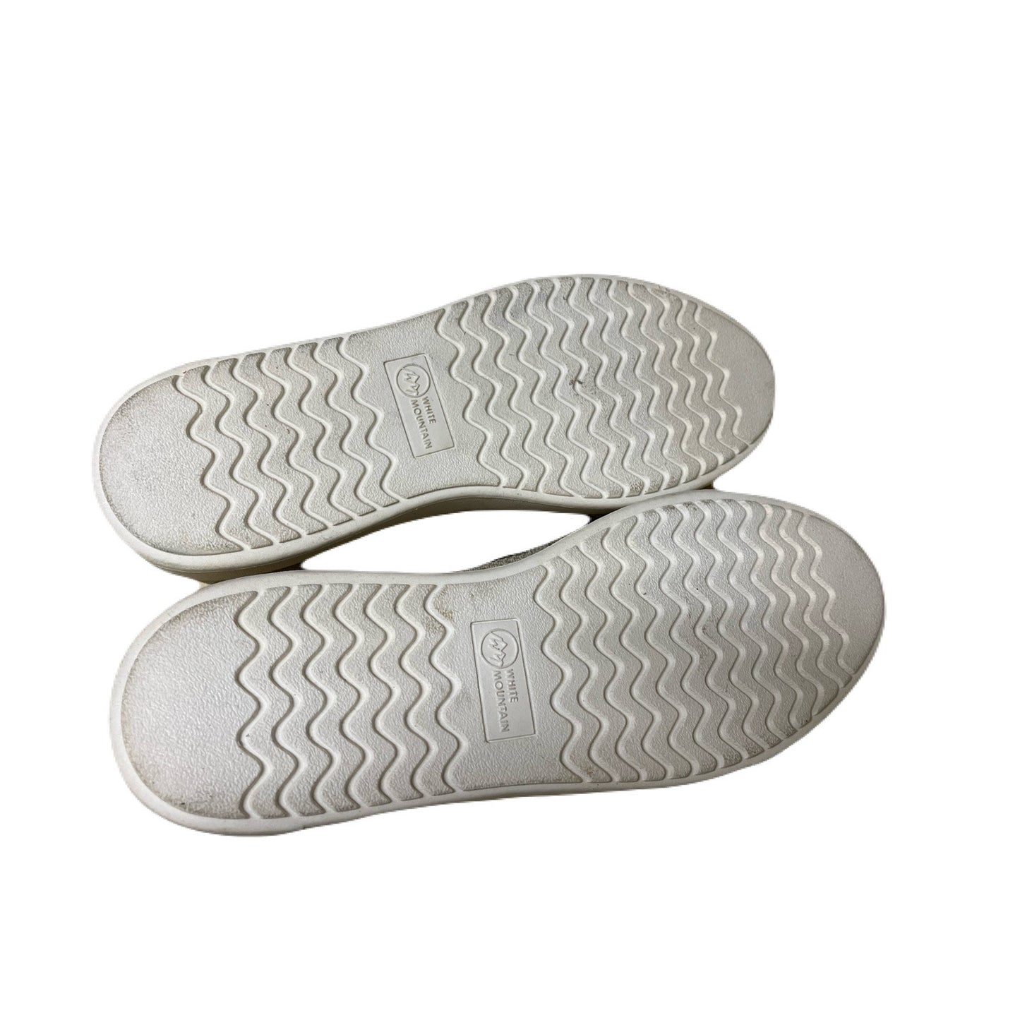 White Mountain Women’s Sneakers Size 9  Beige Color