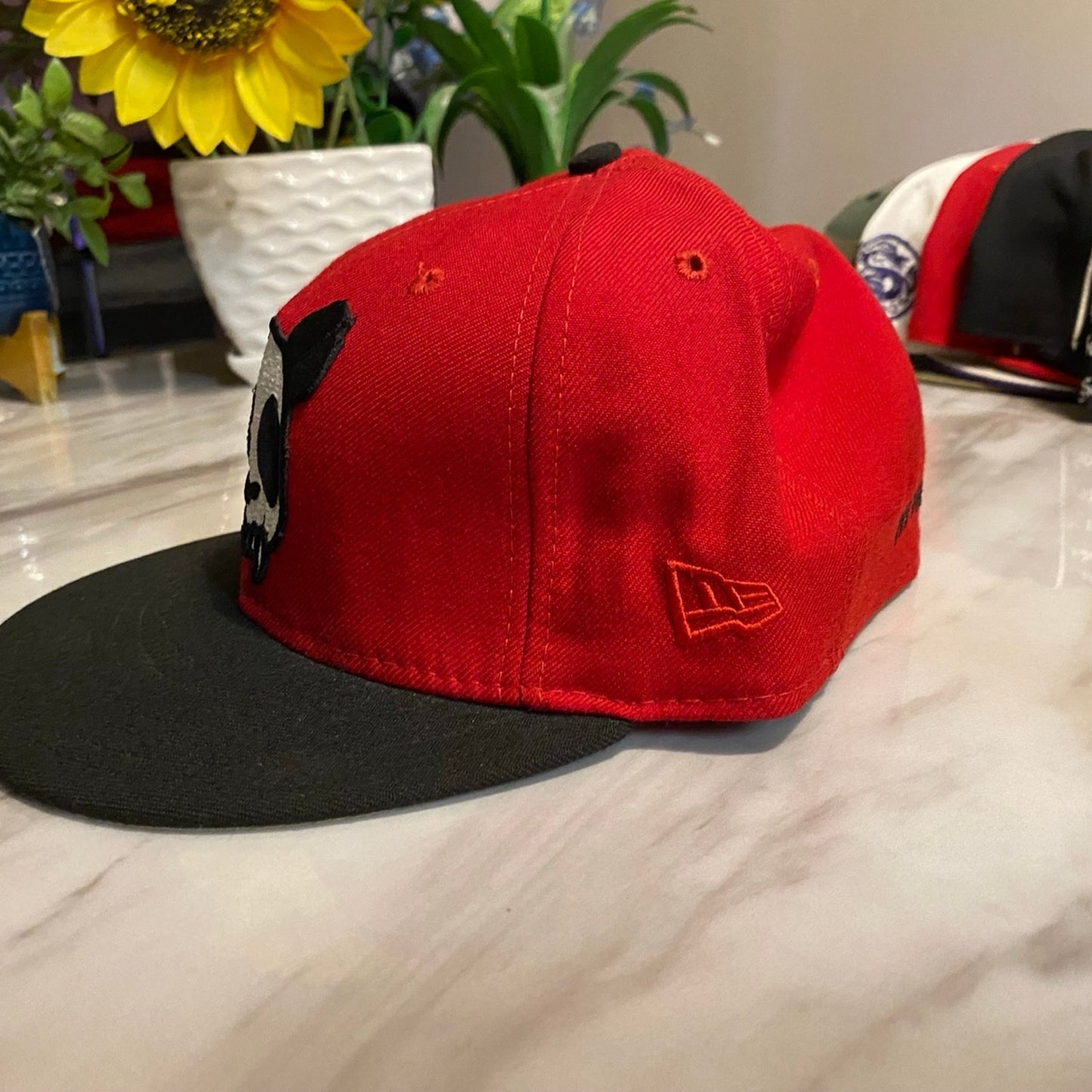 New Era Hat Size 7 5/8