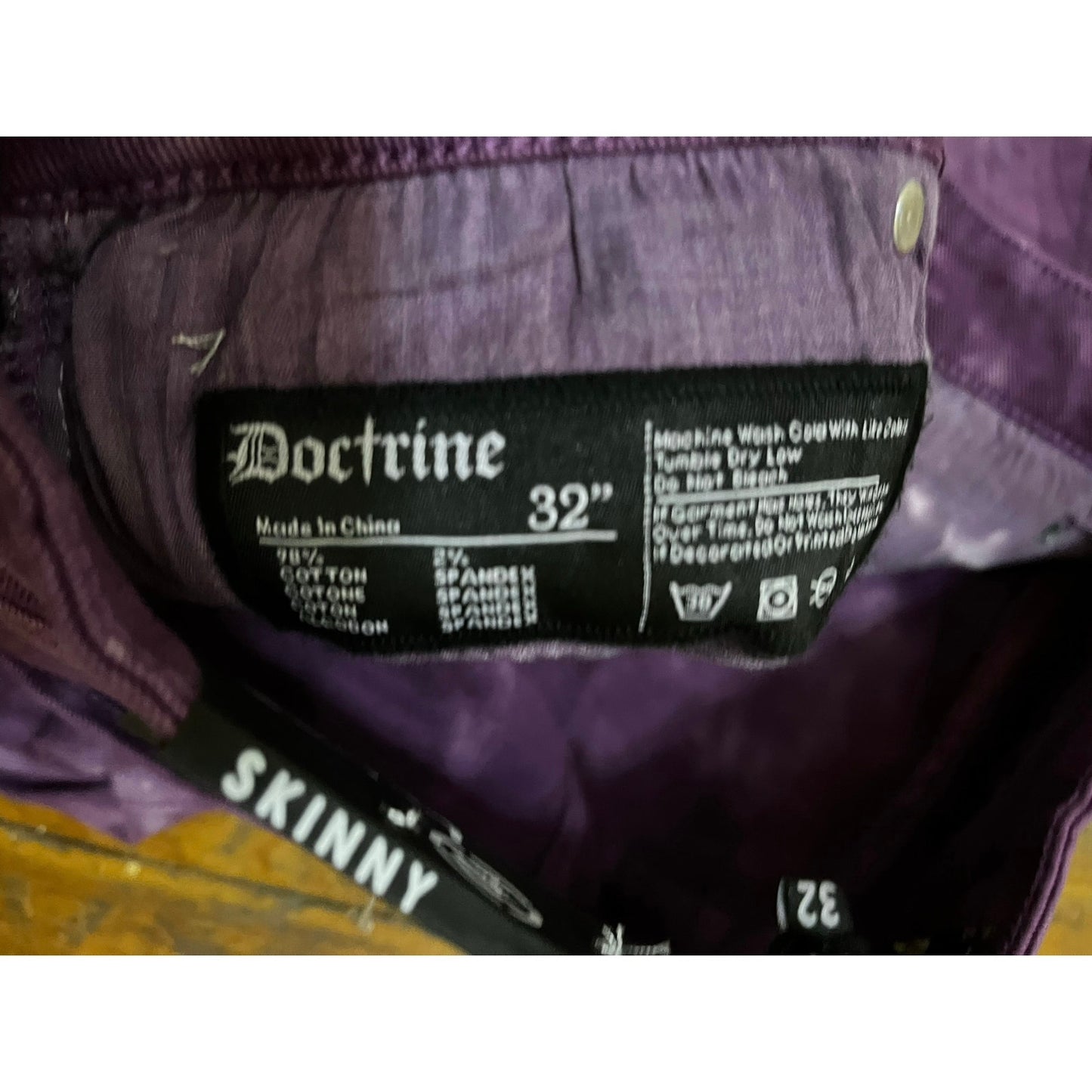 Doctrine Pacific Purple Superstack Men’s Jean’s Size 32