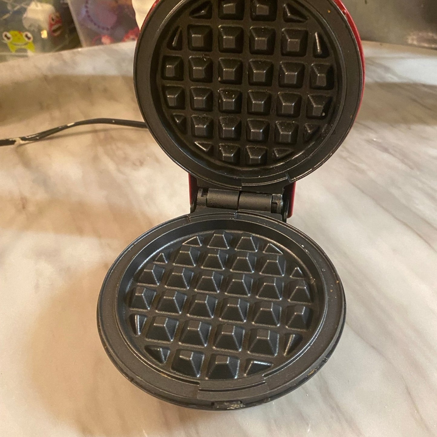 Mini Dash waffle maker