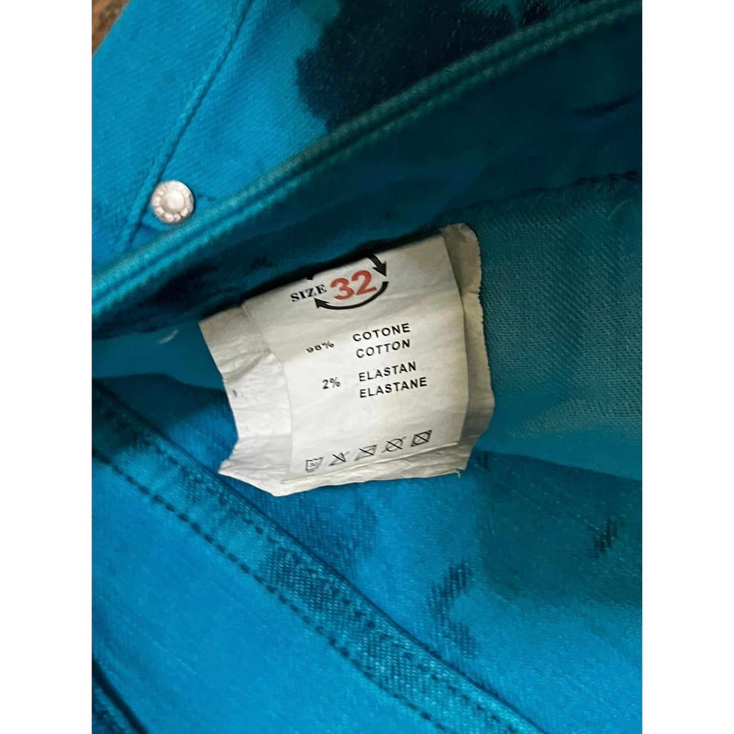 Si Tu Veux SuperStack Royal Blue Men’s Jeans With Black Spots On Them Size 32