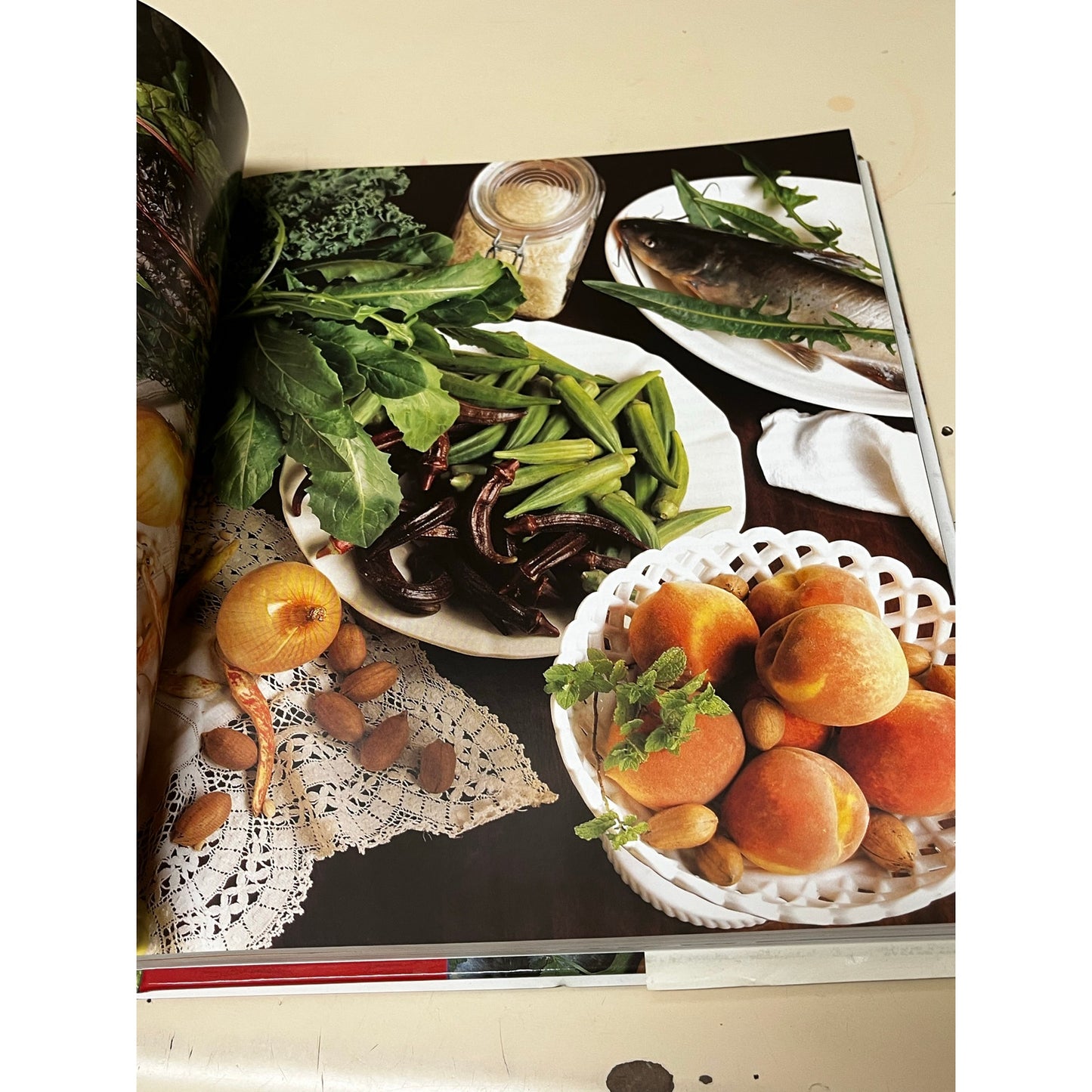 America's Kitchen : Traditional and Contemporary Regional Cooking Featuring