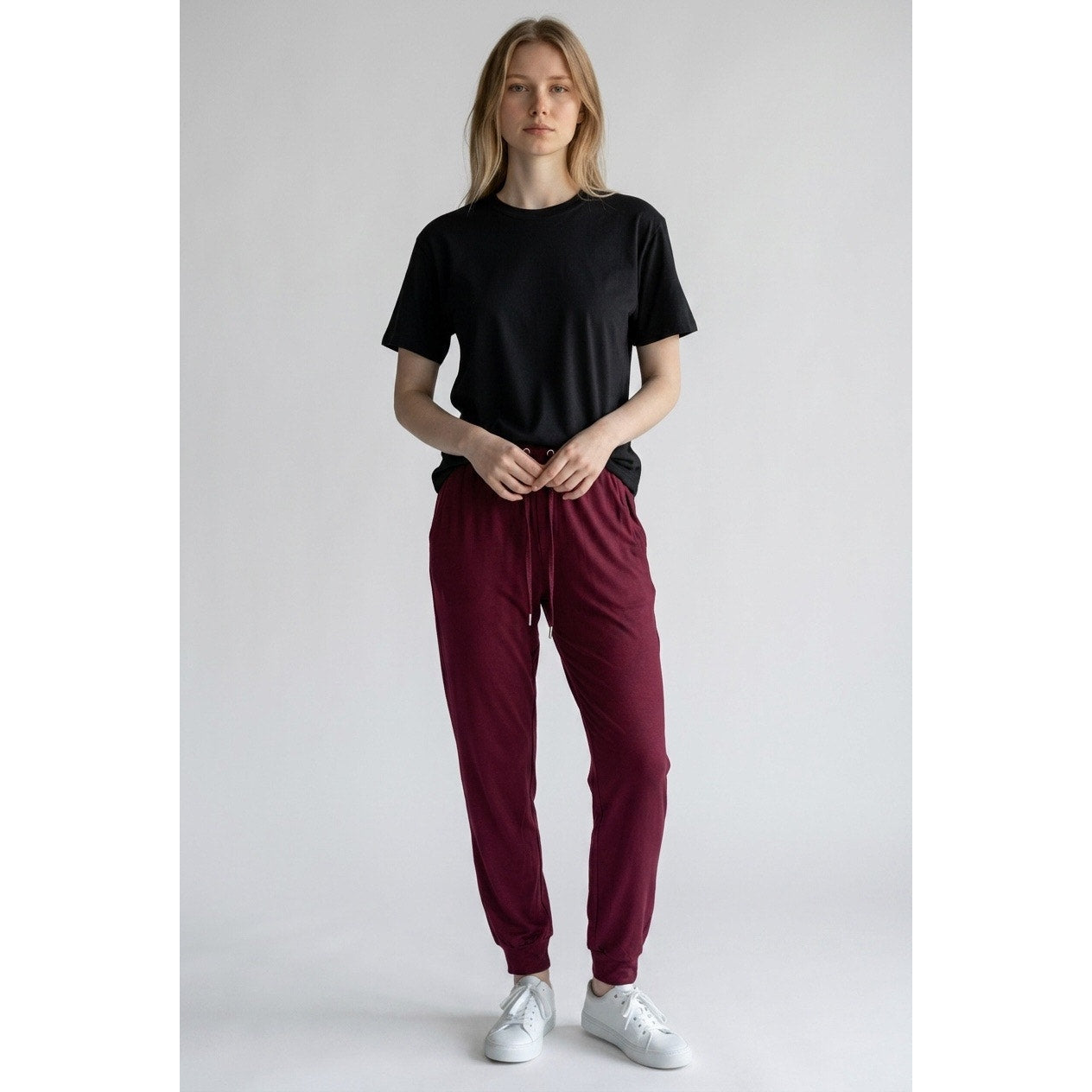 Gold Nation Performance Women’s Burgundy Sweatpants Size Large New
