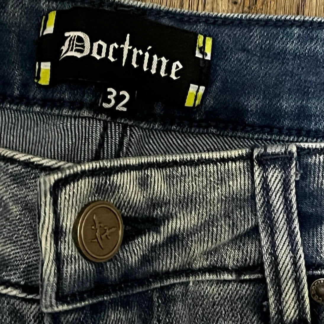Doctrine Light Blue Superstack Men’s Jean’s Size 32