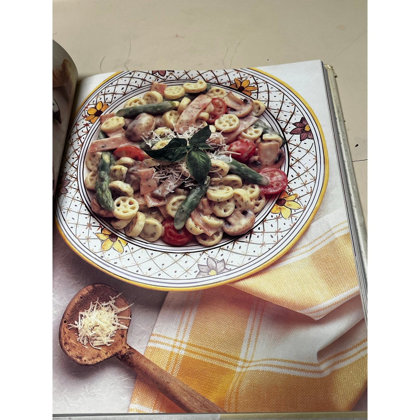Betty Crocker's Smartcook: The Essential Everyday Cookbook.