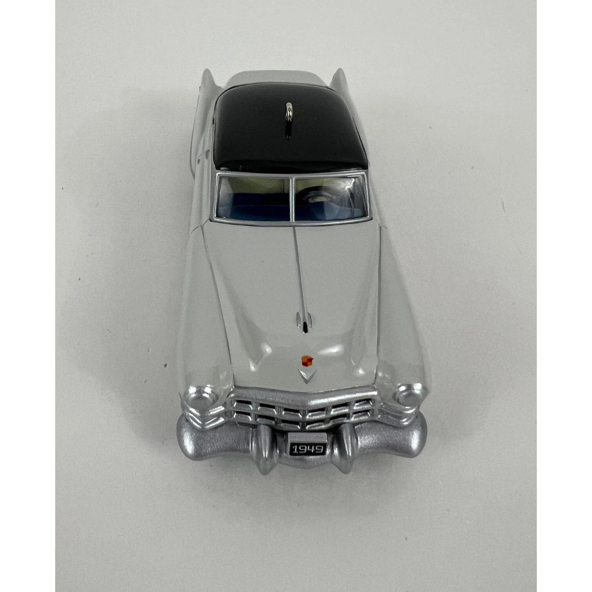 Hallmark Keepsake 1949 Cadillac Coupe deVille 50th Anniversary Ornament 1999