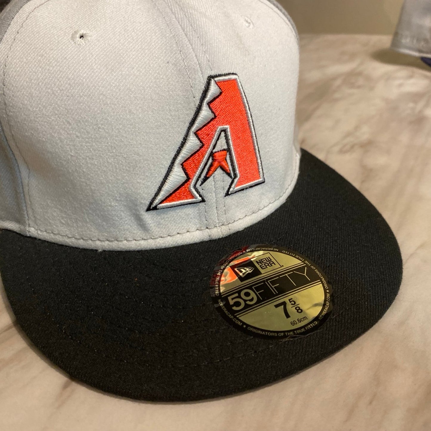 New Era Hat Size 7 5/8 White/Orange/Black