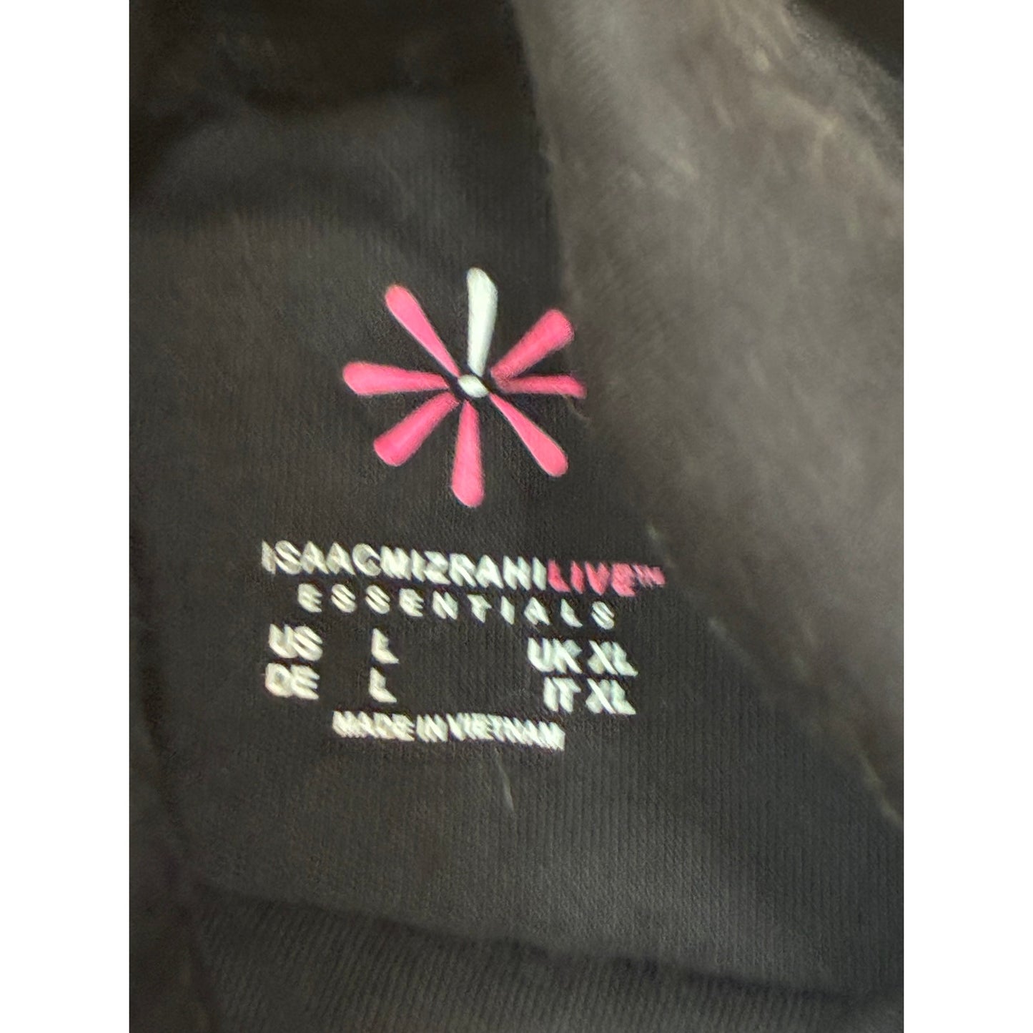 Isaacmizrahi Essentials Women’s Black Ling Sleeve turtleneck Size Large