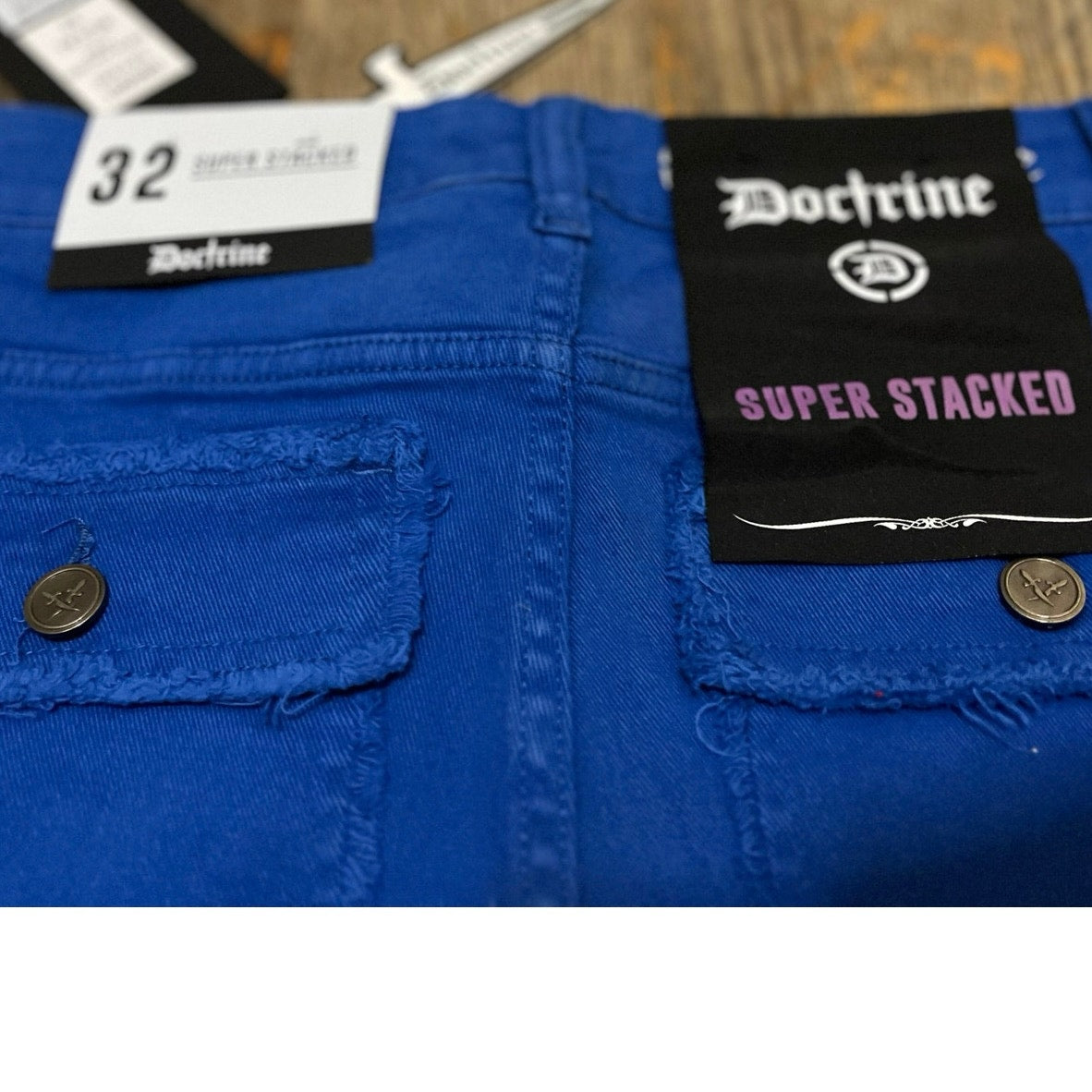Doctrine Savant Royal Blue Superstack Men’s Jean’s Size 32