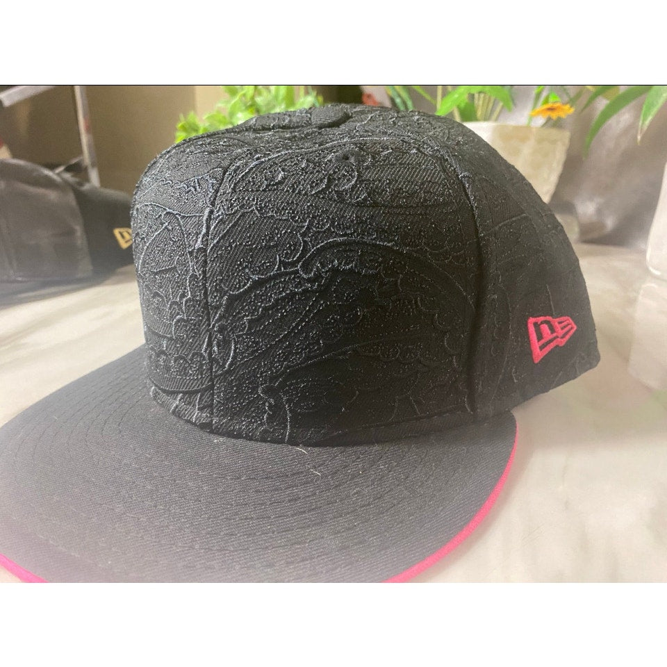New Era Hat 7 3/4 Black & Pink