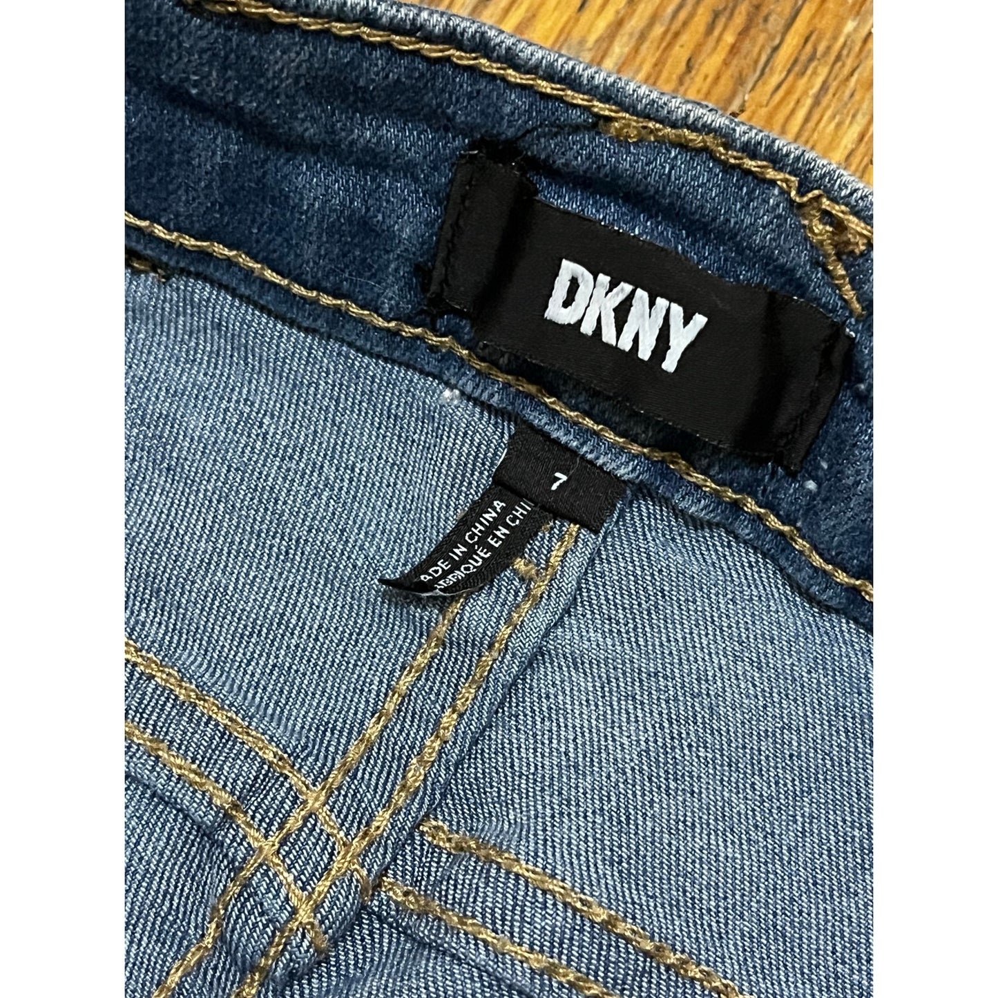 DKNY Girls Blue Jean’s Size 7 In Good Condition