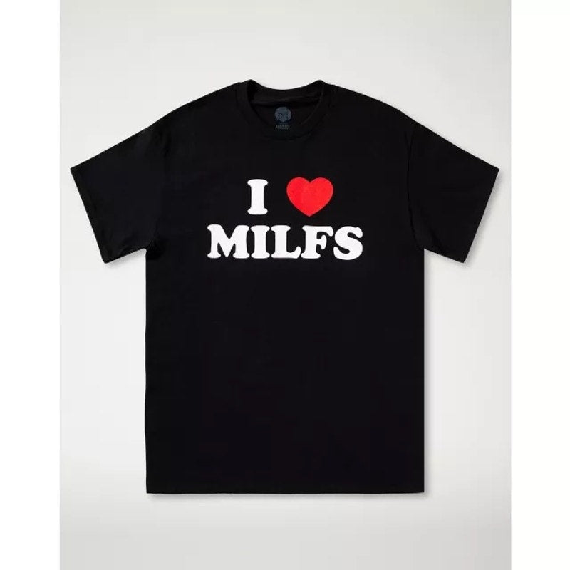 I Heart MILFs Men’s T Shirt Size Small, Black