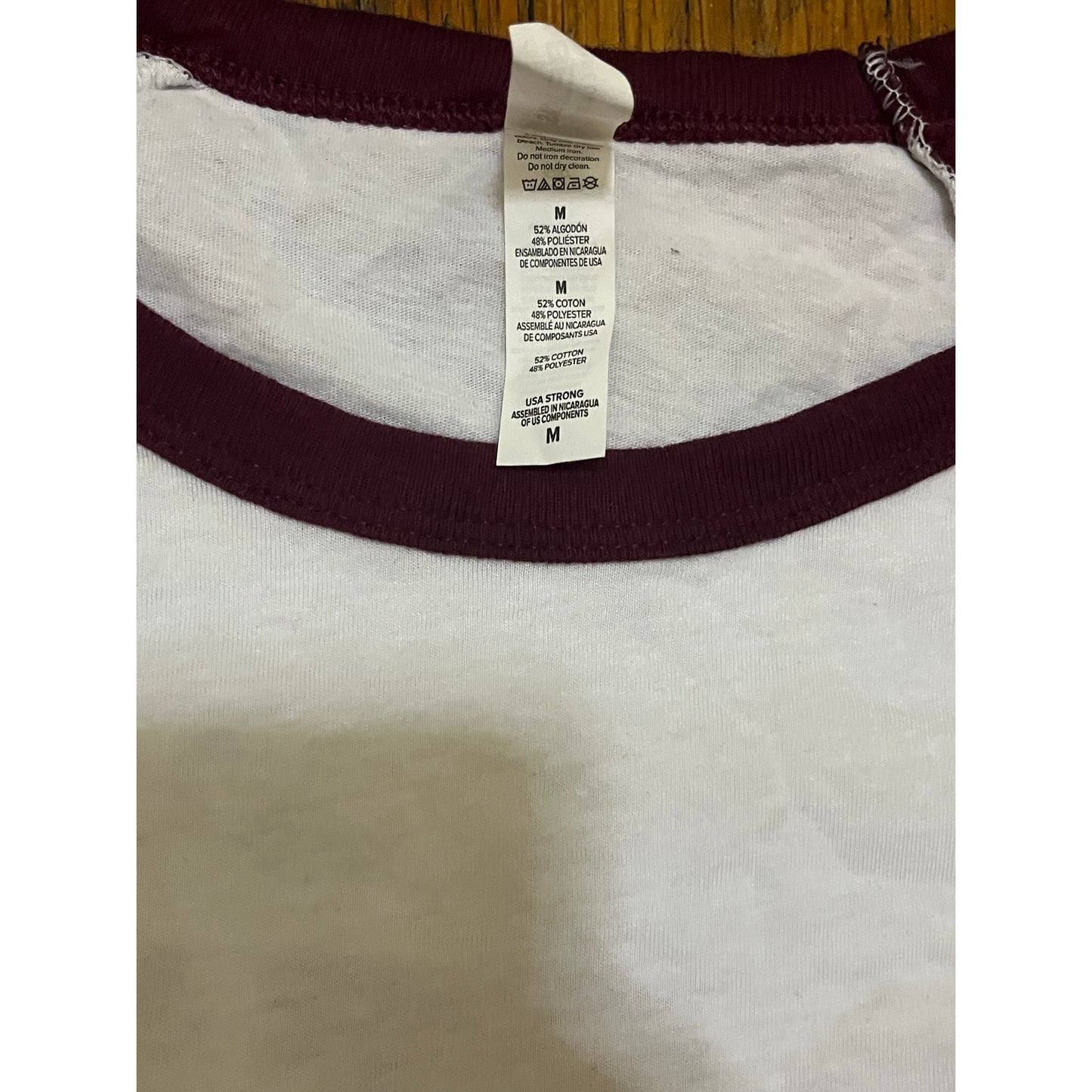 PHP 171 White & Burgundy Women’s Top Size Medium