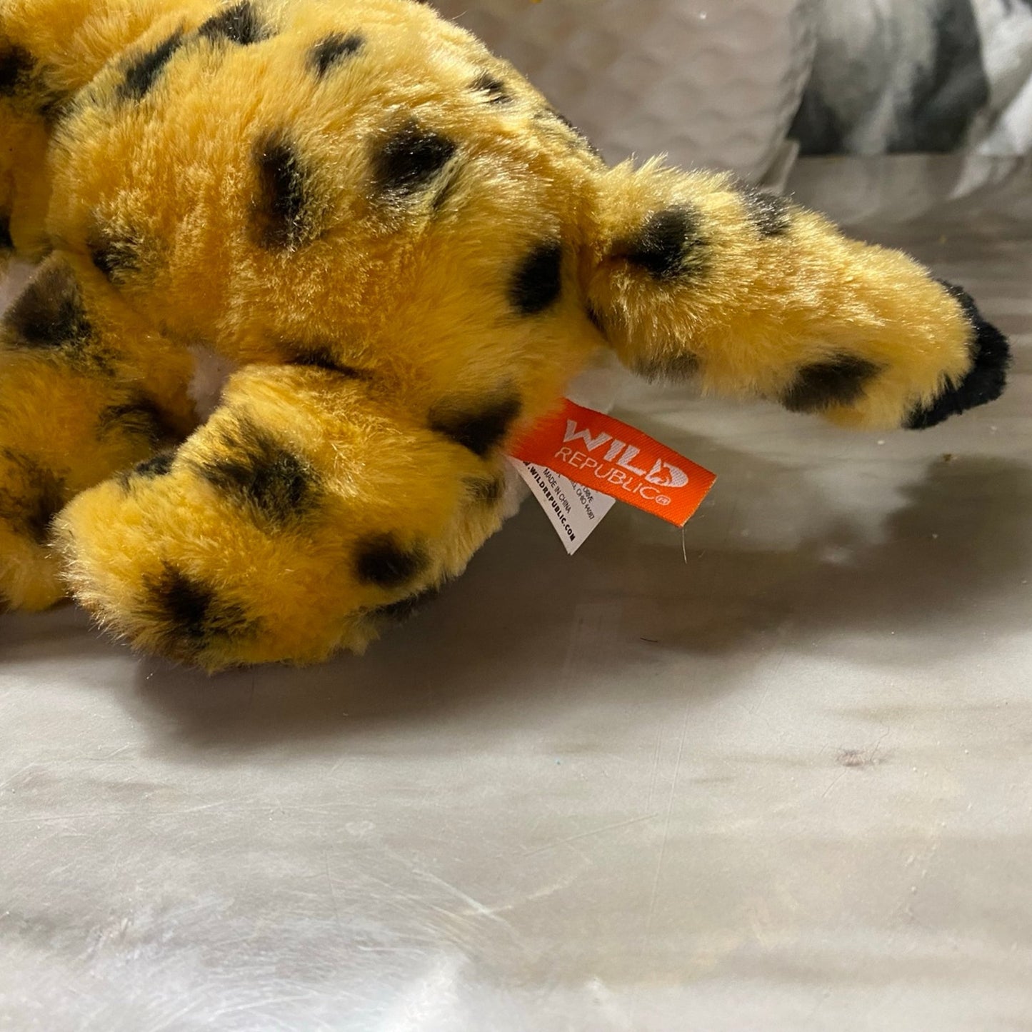 Wild Republic Cheetah Baby Plush, Stuffed Animal, Plush Toy 8 inches