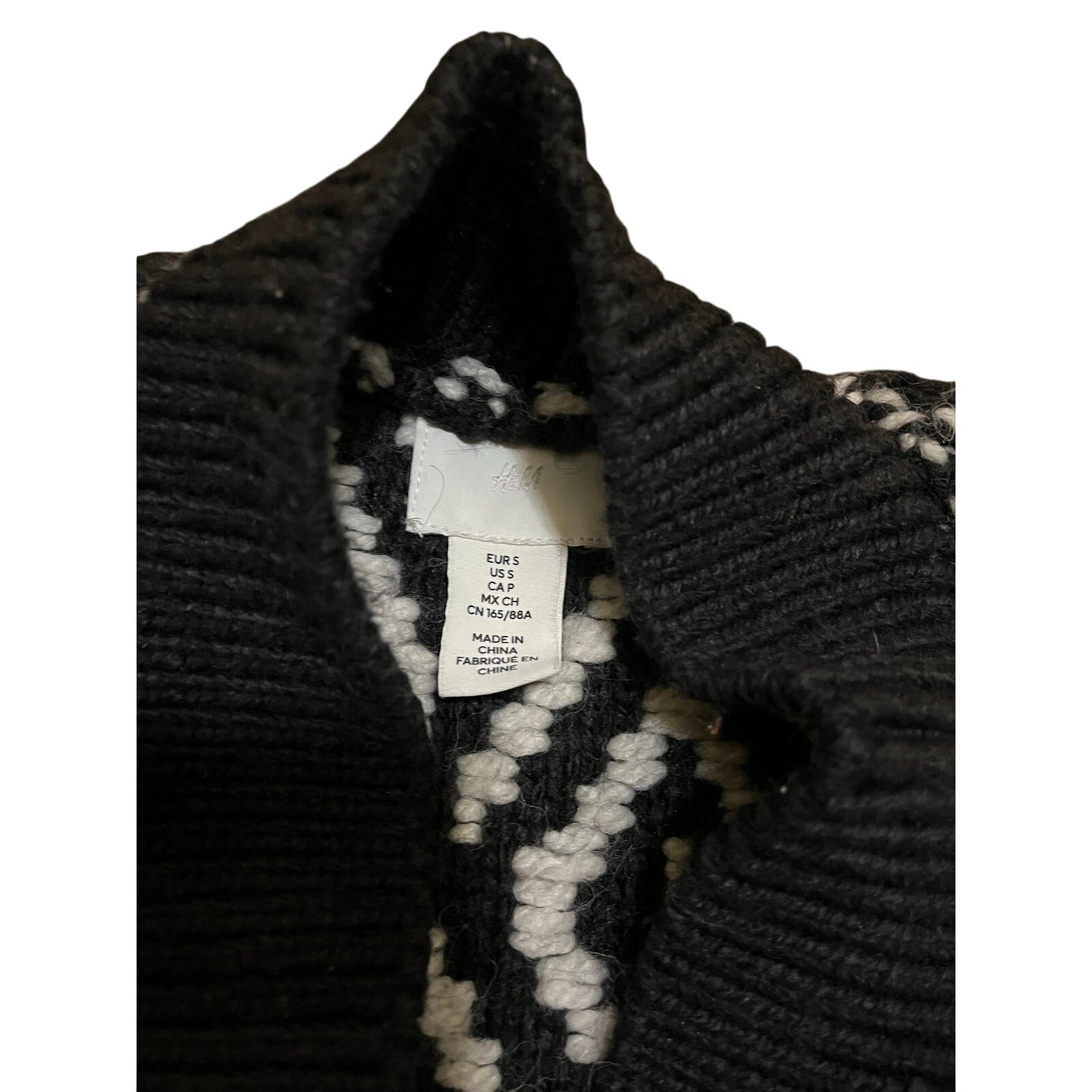 H & M Throw Over Black & White Throw Over Sweater Size Small In