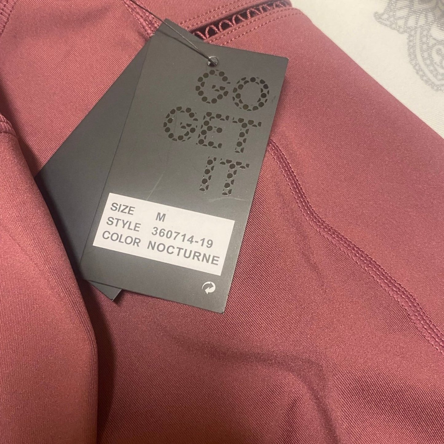 Level up active woman’s pants