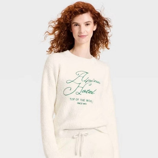 Universal thread Long Sleeve Cozy Alpine Hotel Crewneck Pullover Sweater White