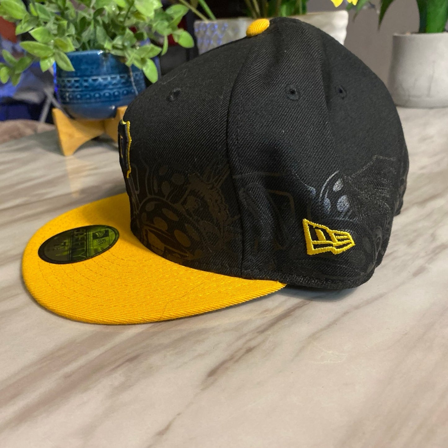 Pirates New Era Hat Size 7 1/2 Black & Yellow