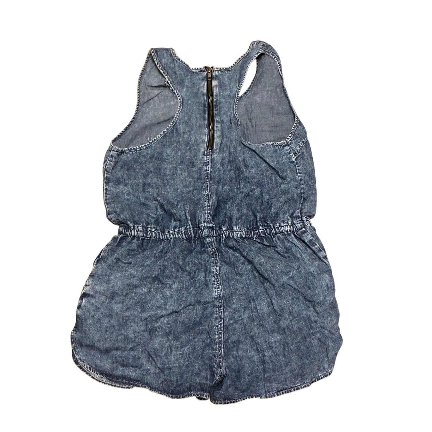 Forever 21 denim romper features a distinct exposed back zipper