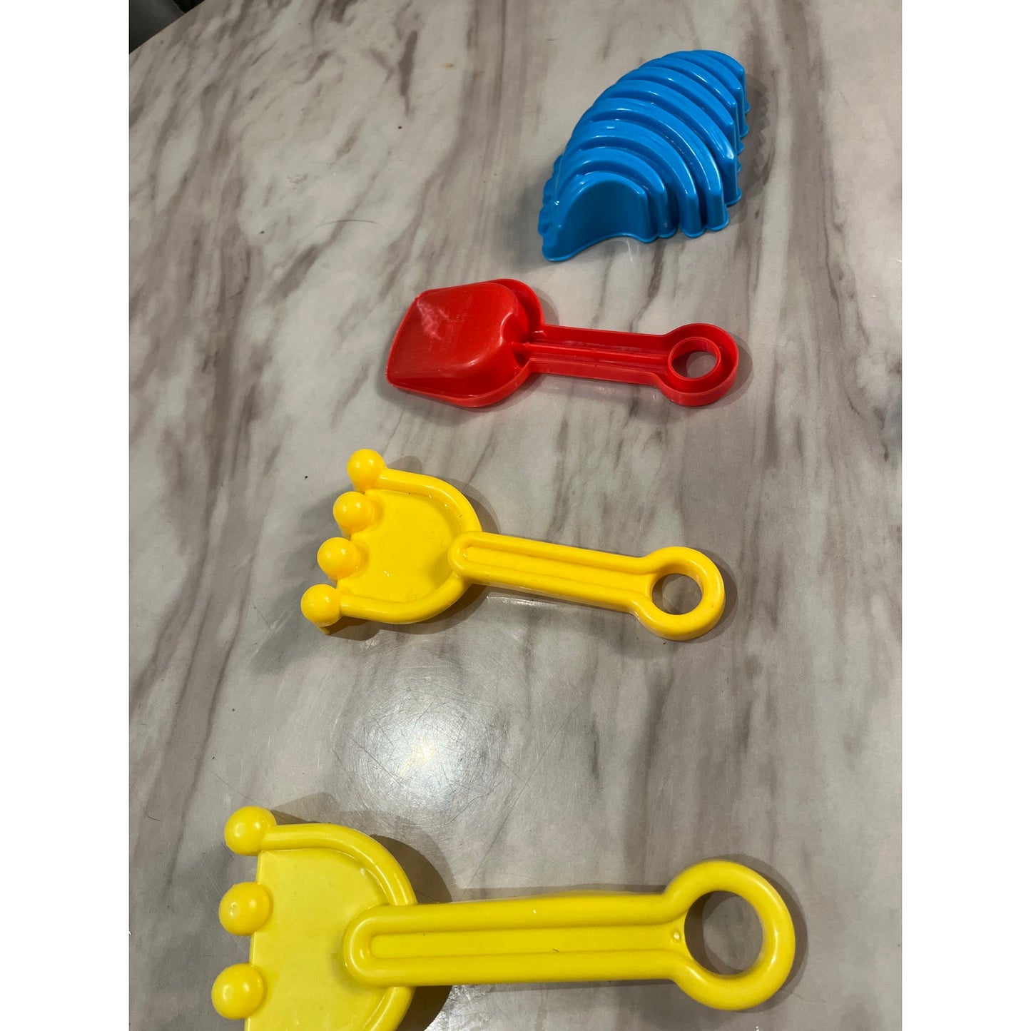 11 piece sand Playset
