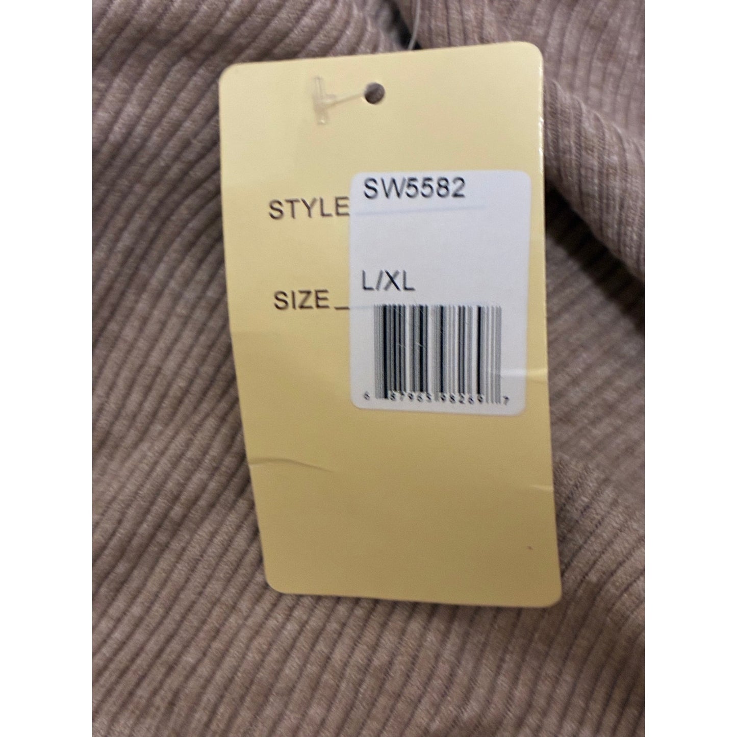 Buzz Fashion Women’s Beige Turtle Neck Long Sleeve Size L/XL