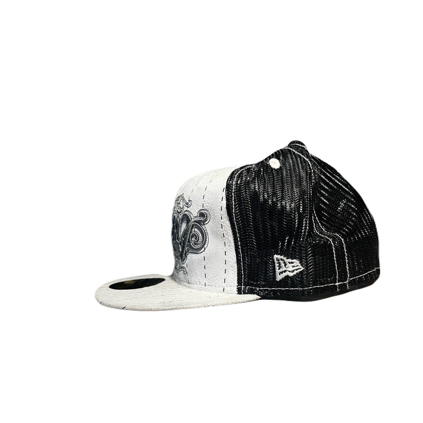 New Era New York Black & White Hat New Size 7 5/8