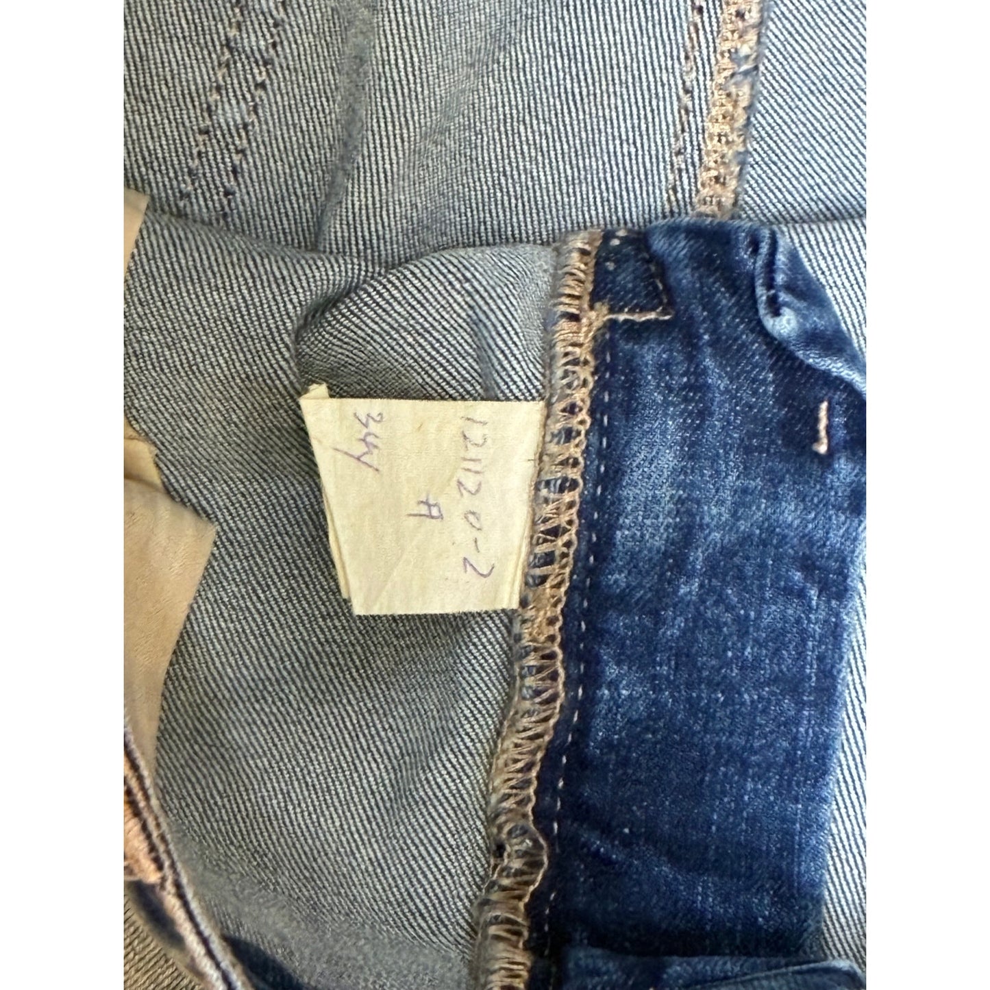 Men’s Blue Jean’s With Rust design On Them Size 34