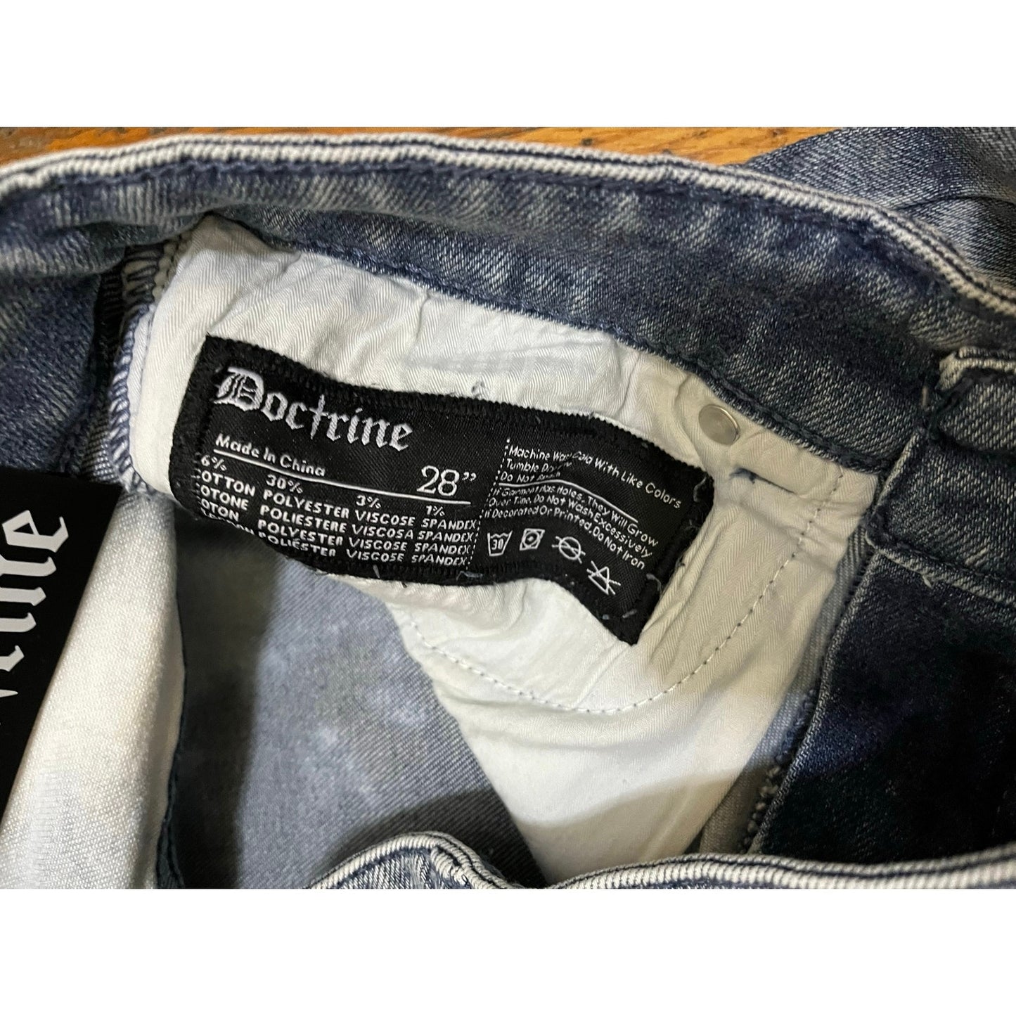 Doctrine Hendrix Flare Indigo Wash Size 28 New