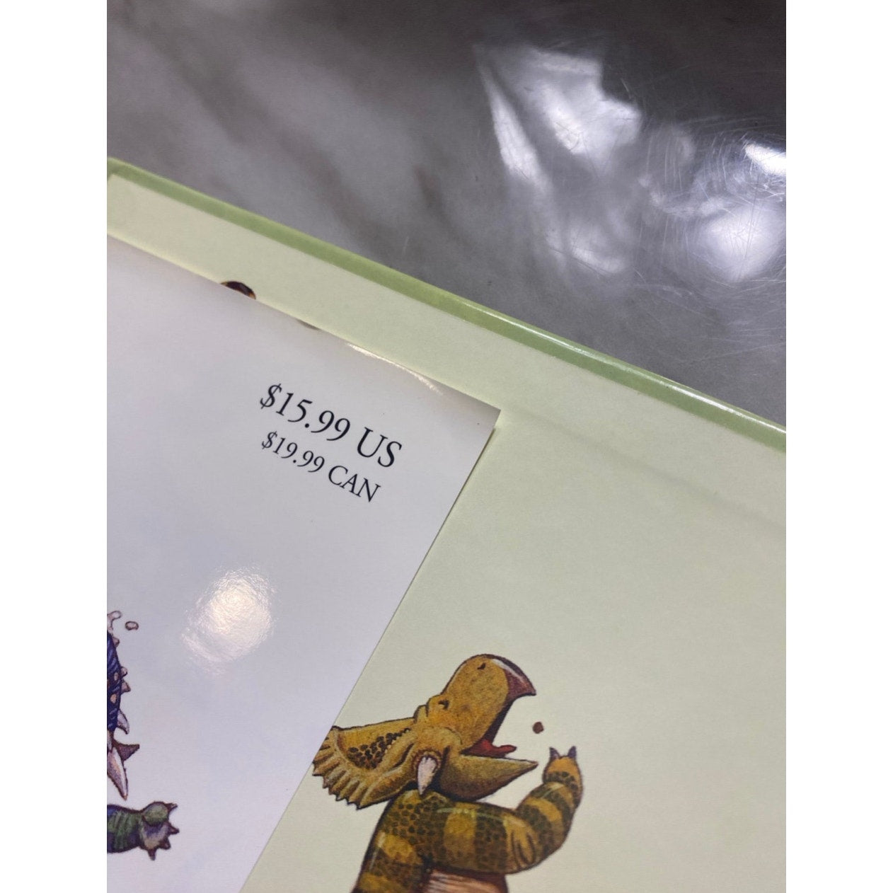 How to dinosaurs eat their food? Hardcover Book